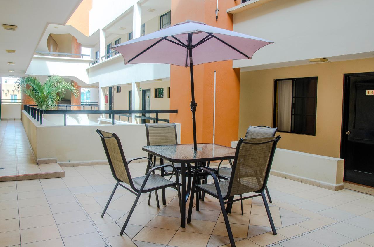 Puerto Bello Hotell Tampico Exteriör bild